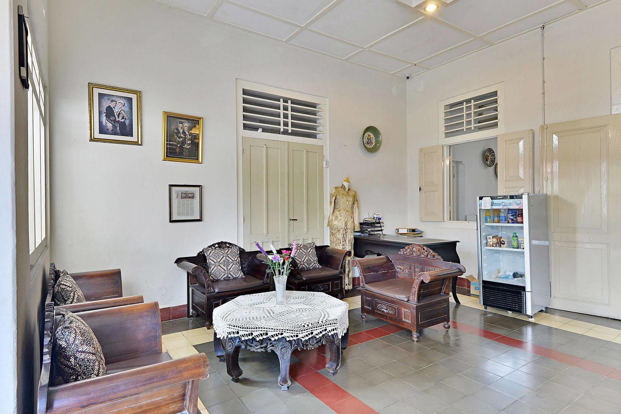 Zen Rooms Panembahan Kraton Yogyakarta Esterno foto