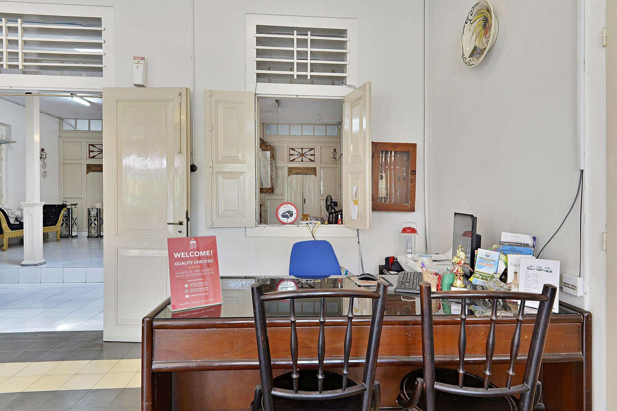 Zen Rooms Panembahan Kraton Yogyakarta Esterno foto